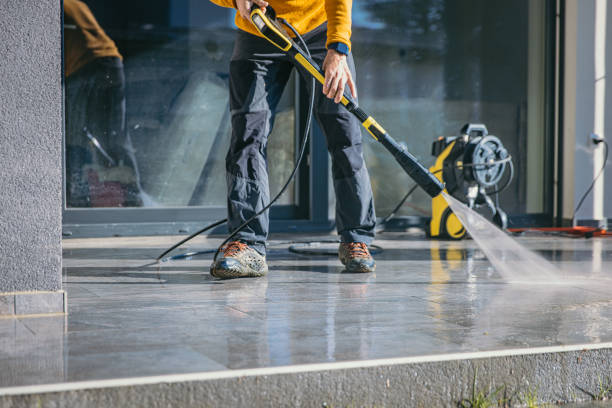 Best Driveway Pressure Washing  in Quincy, FL